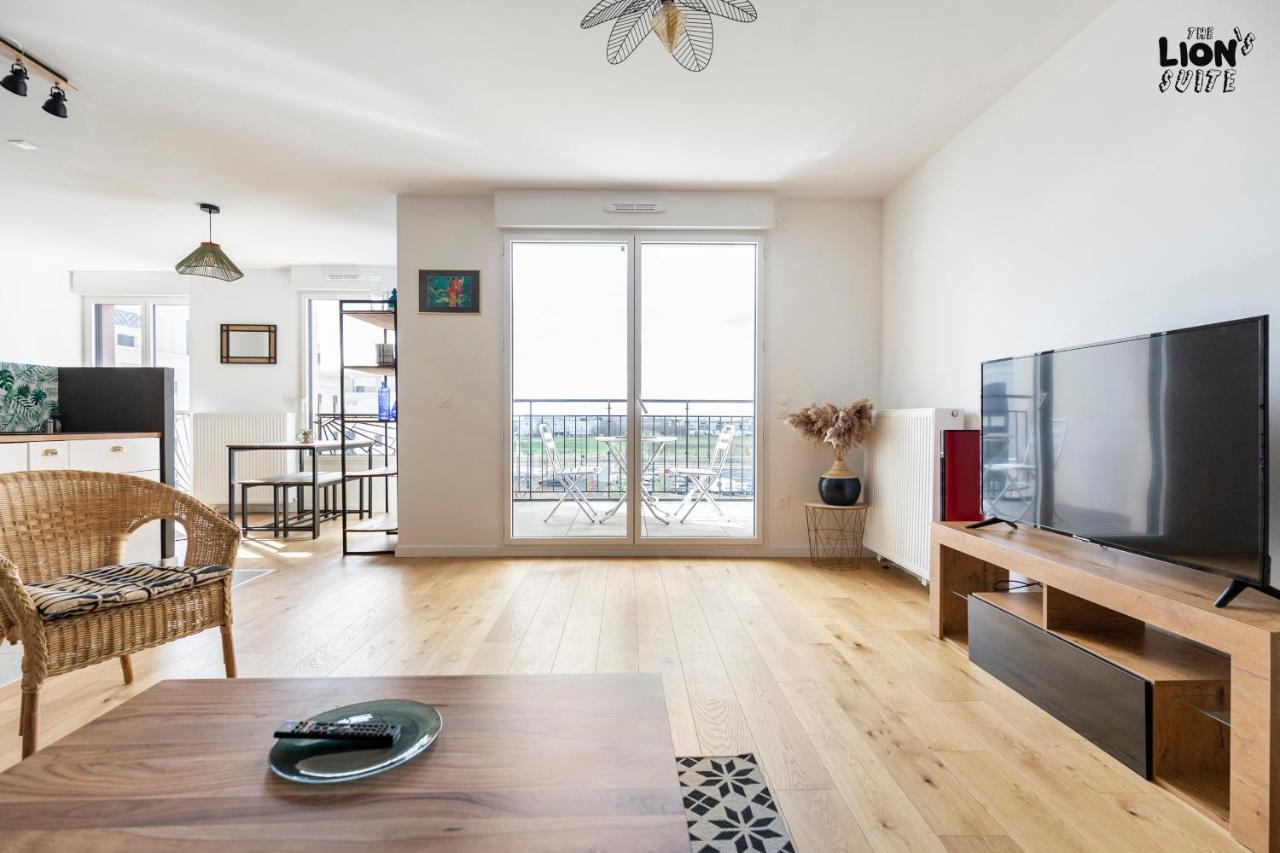 The Lion'S Suite: A Full Flat Near Disneyland. シェシー エクステリア 写真